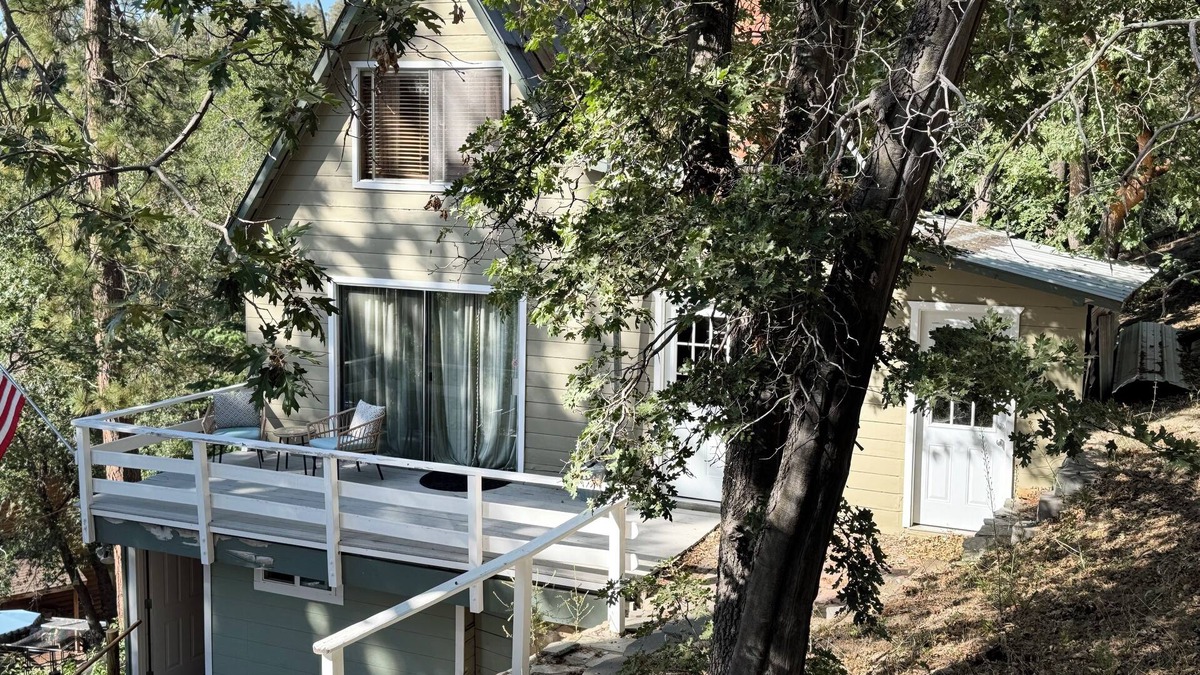 Green Valley Lake Cabin | Historic 1940s Cabin in Green Vally Lake