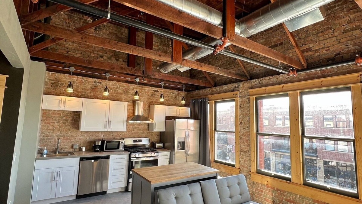 Ogden Apartment | Historic 25th Street Views