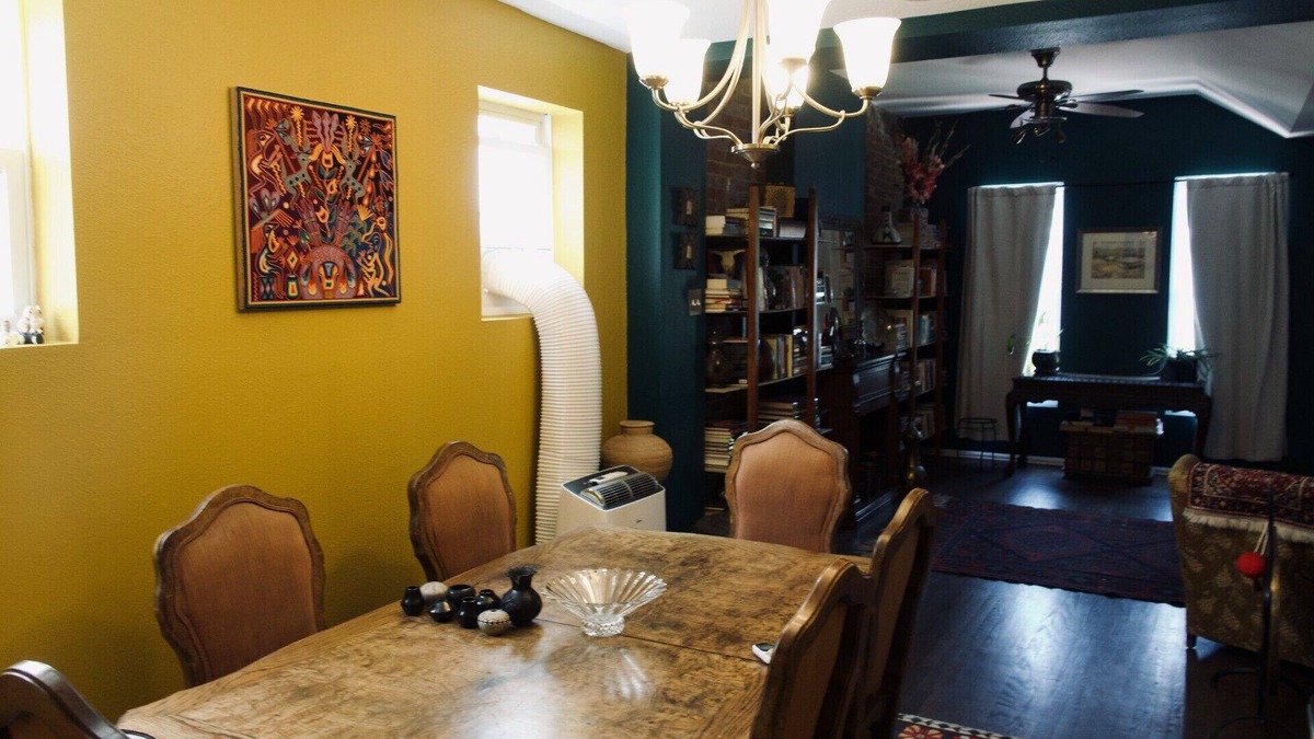 Whittier House | Historic 3 bedroom Home in the Center of Denver