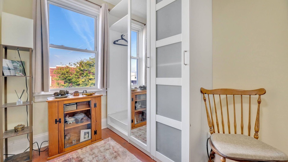 Park View House | Historic 3br Rowhouse, Short Walk to the Green Line
