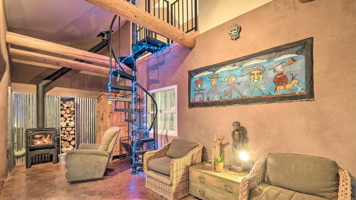 Taos House | Historic Adobe Home ~ 19 Mi to Ski Resort!