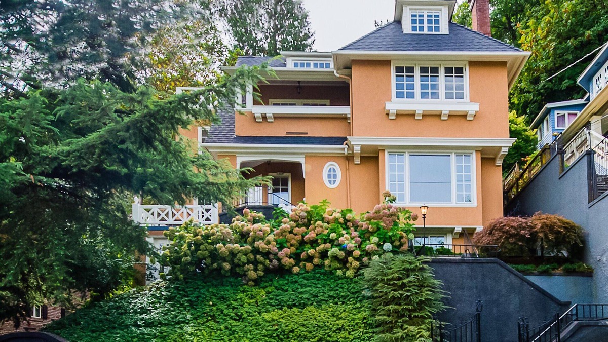 Portland Heights House | Historic Architectural Craftsman, exceptional views of city and Mtns.