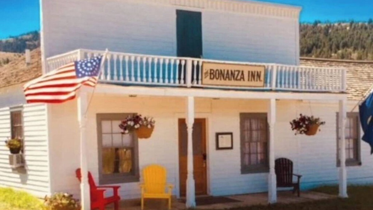 Alder Apartment | Historic Bonanza Inn Room 6 in Virginia City