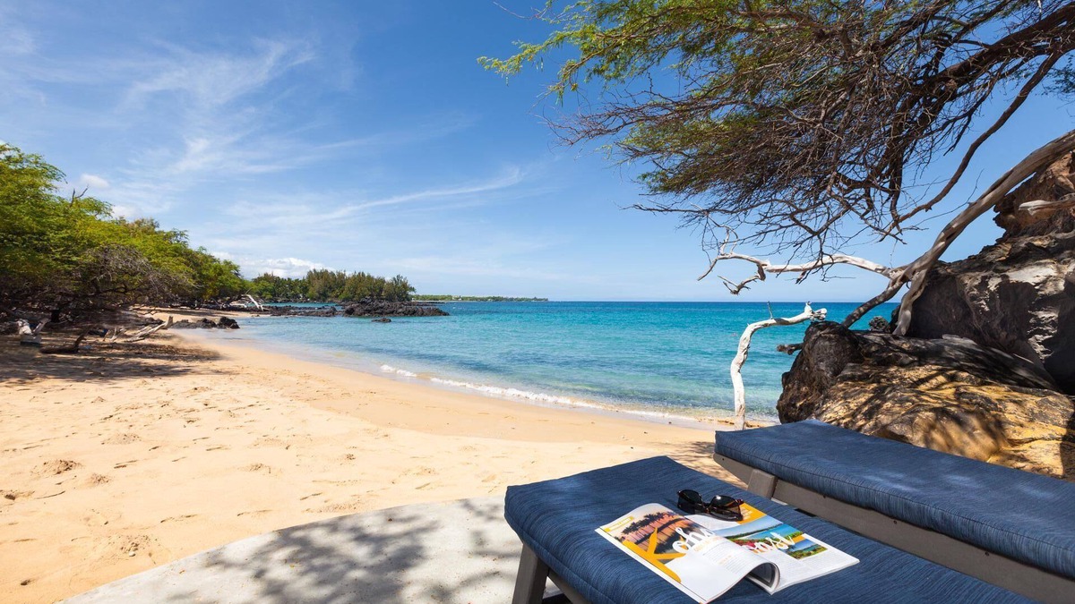 Puako House | Historic Bungalow On Idyllic White Sand Beach w/Great Snorkeling!