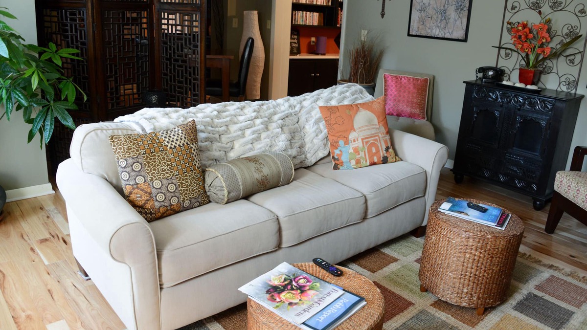 Chardon House | Historic Century Home on Chardon Square