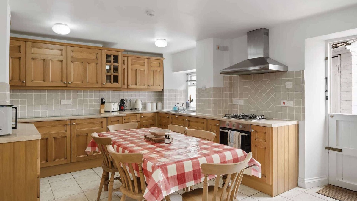 Nether Stowey House | Historic Cottage & Garden nr Quantock Hills