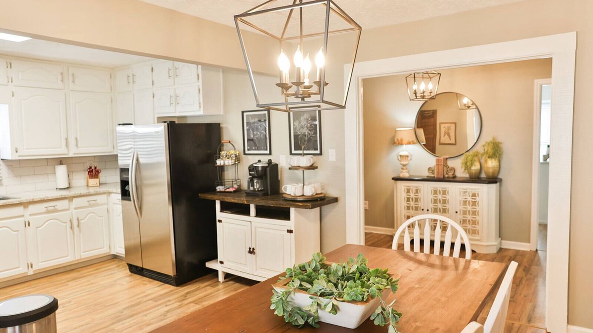 Oxford House | Historic Downtown Oxford 3BR/2BA w/King