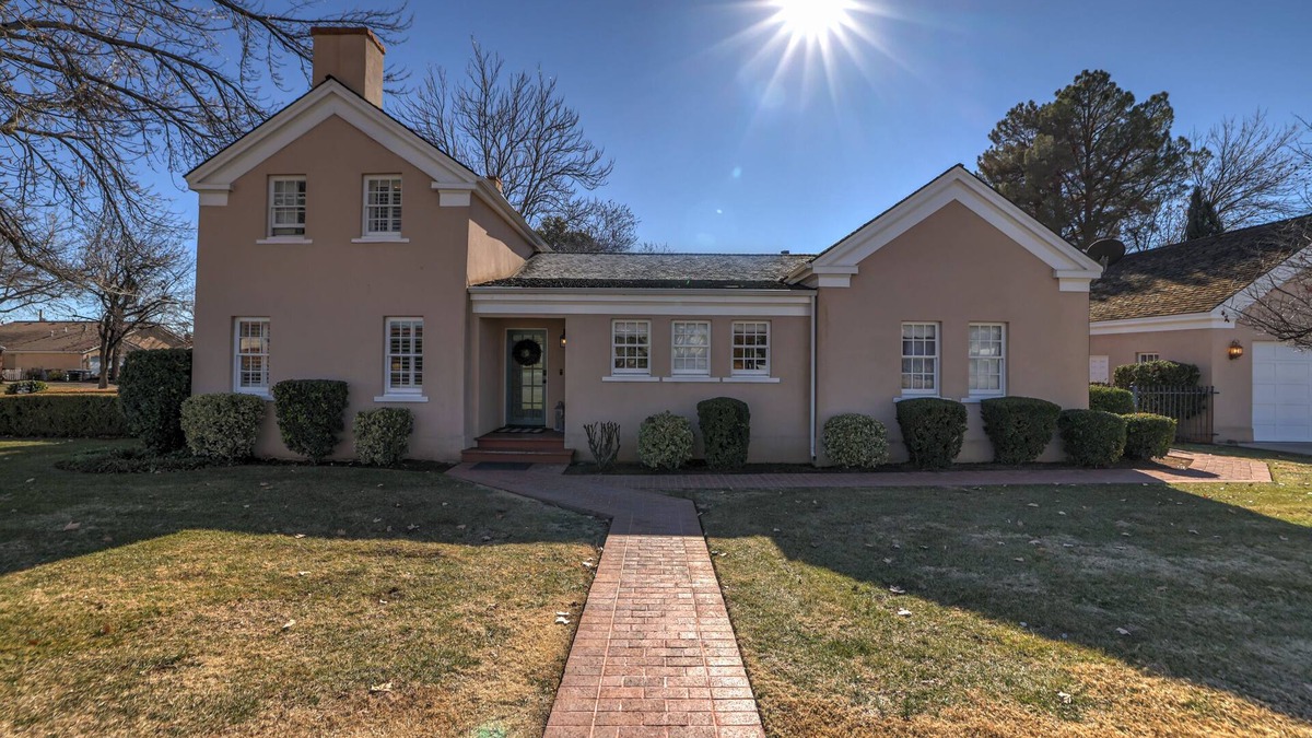 St. George House | Historic Downtown St George 4BR Home