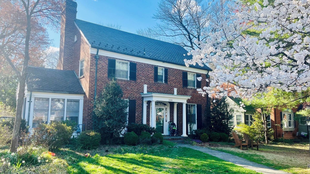 University Park House | Historic family-friendly home close to DC and UMD - long term stays only