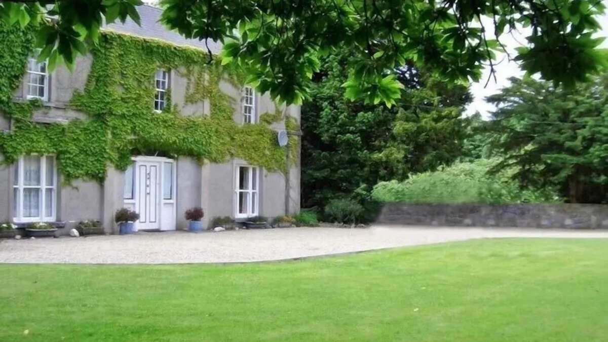 Oughterard House | Historic Georgian Country House with Private Garden & Riverside Charm