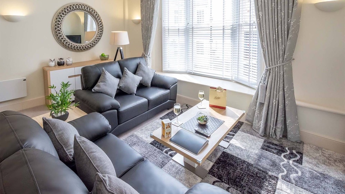 York Apartment | Historic Hideaway: Spacious 2BR Apt in York Centre