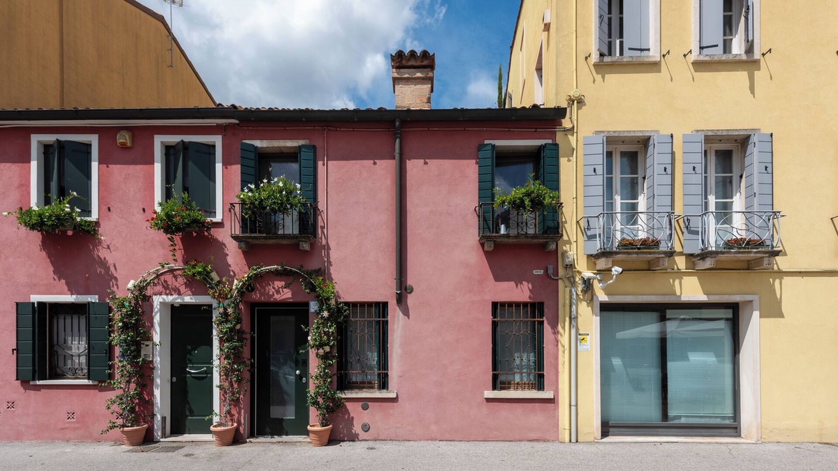 Padova Apartment | Historic housing in pedestrian square - Borgo Portello