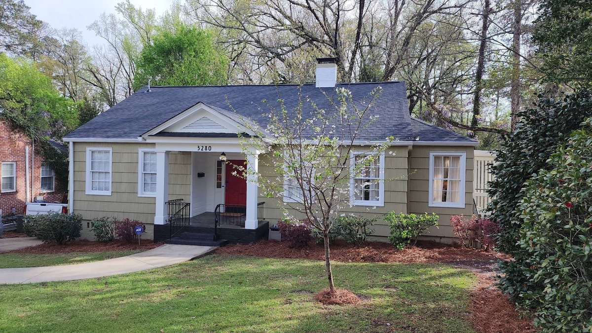 Macon House | Historic Ingleside Avenue Charm
