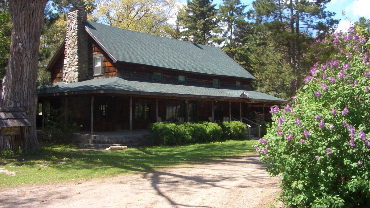 Gaylord Cabin | Historic Lodge on Otsego Lake - Great for Reunions & Family Summer Vacations