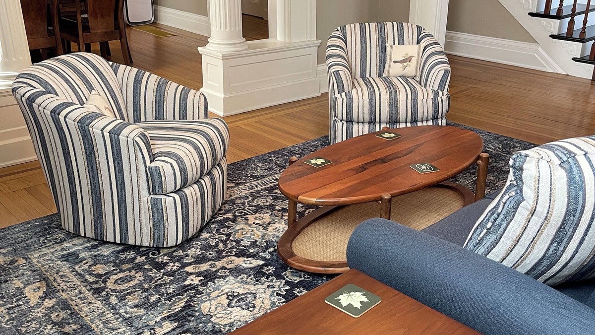 Madison House | Historic Madison Retreat – New Furnishings, Walk to Shops & Riverfront