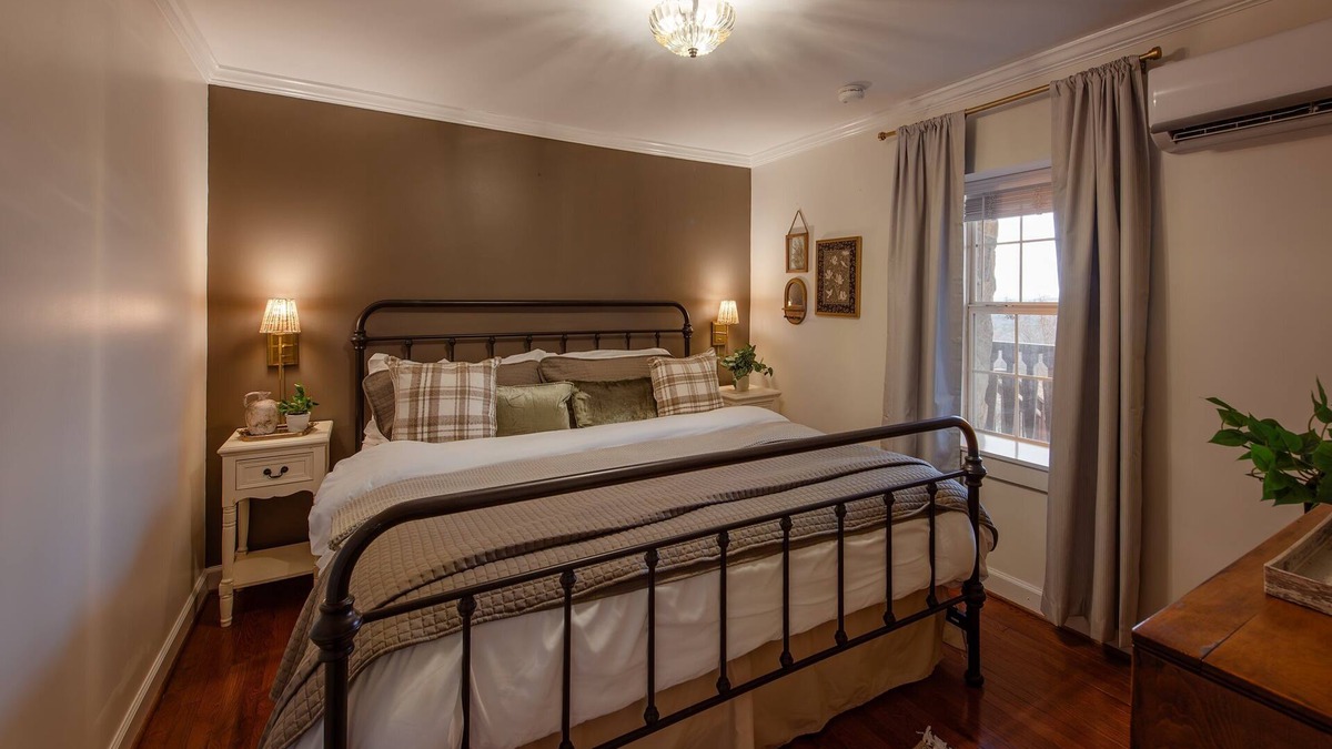 Chattanooga Bed & Breakfast | Historic Riverview Inn | Suite Ten