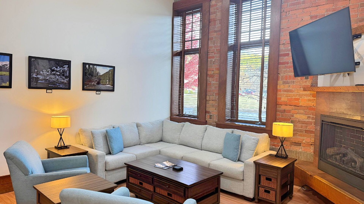 East Kootenay Apartment | Historic Schoolhouse Gem, Spa, and Gym Access