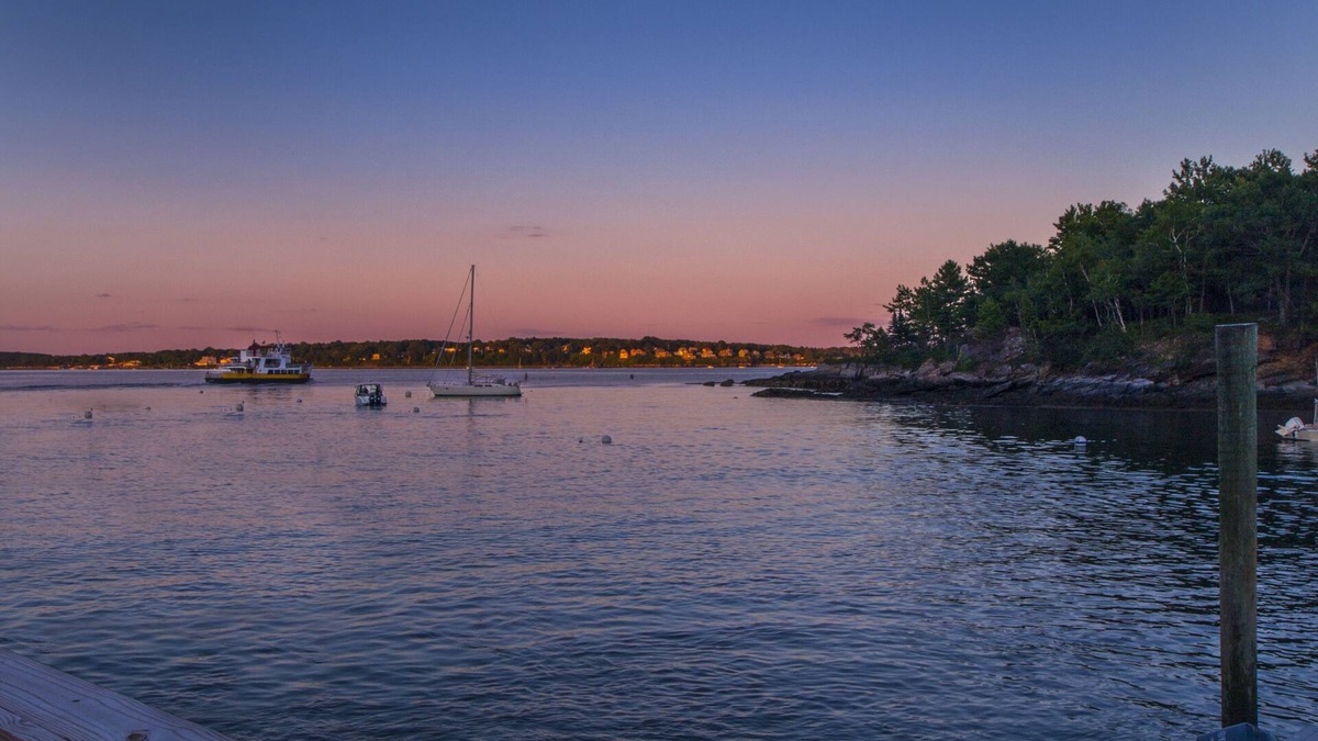 Portland House | Historic Townhome on Great Diamond Island - Walking Distance to the Beach