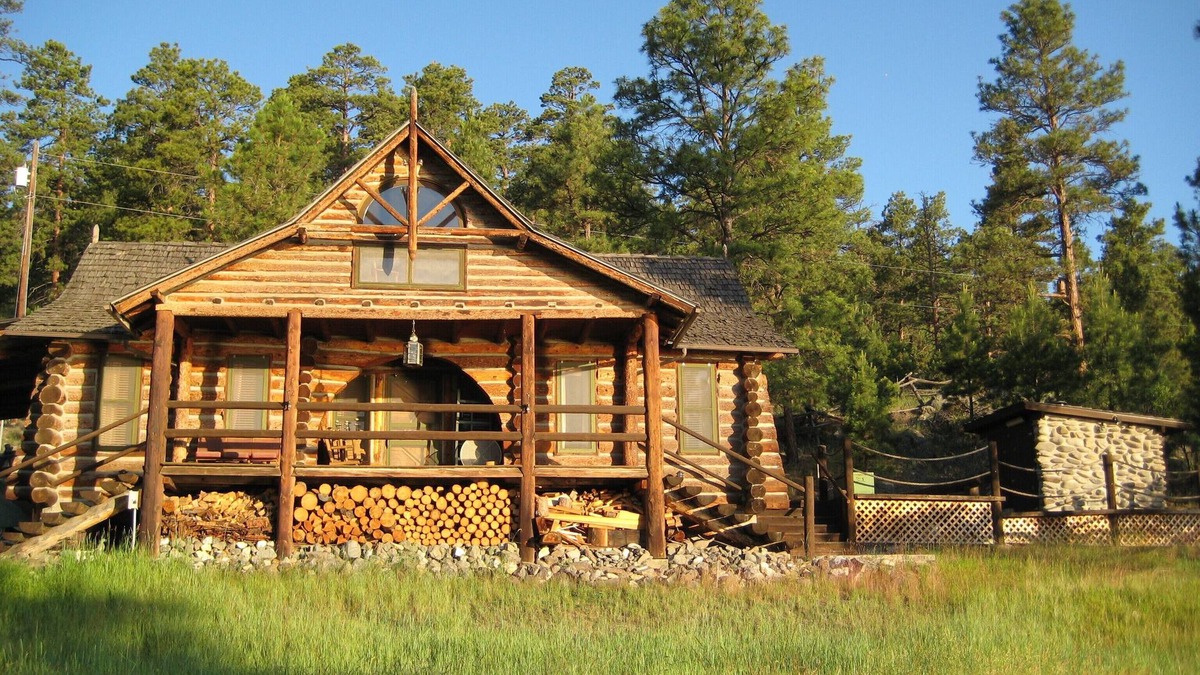 Helena Cabin | Historic Unique 1890's Log Cabin At Canyon Ferry Lake, pet friendly