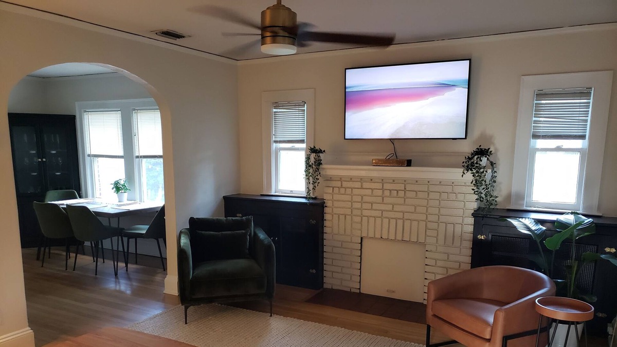 Riverside House | Historic, walkable 1927 Riverside home w/parking