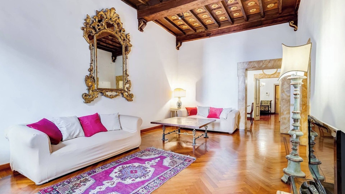 Rione V Ponte Apartment | Historical Apartment few steps from Piazza Navona