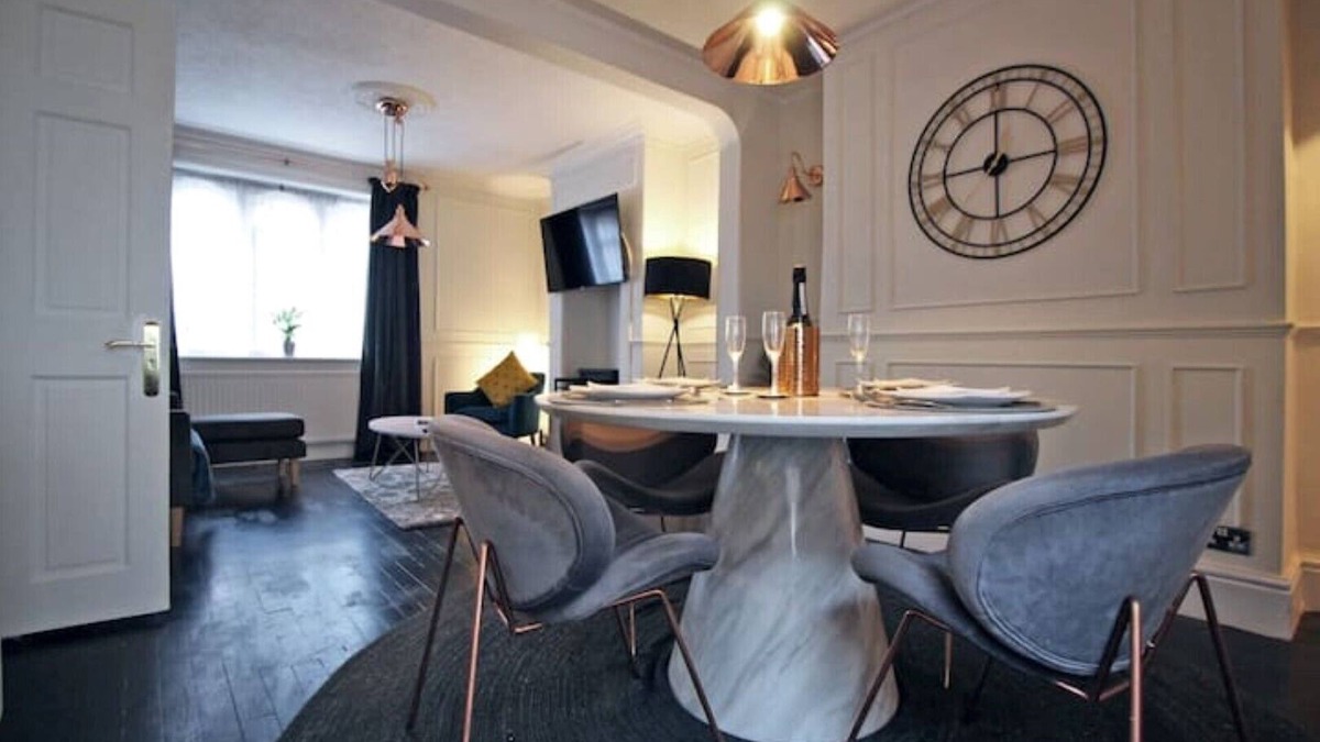 Chester House | Historical, Charming and Stylish House in the heart of Chester