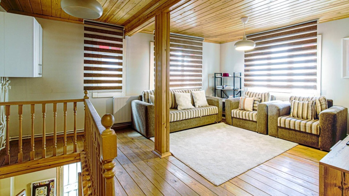Beyoglu Villa | Historical Duplex Villa with Patio in Beyoglu