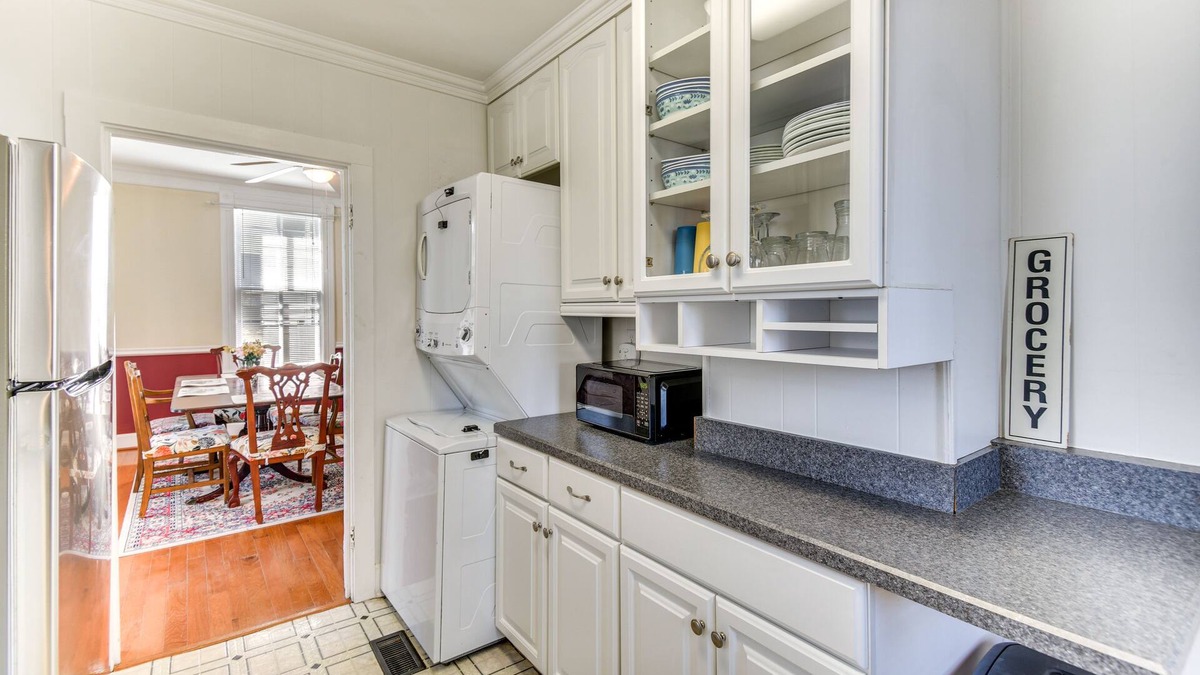 Elizabeth City House | Historical Home in Downtown Elizabeth City!
