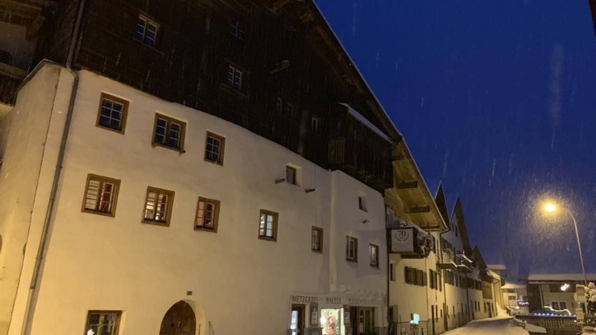 Schmitten Ski Chalet | Historical Tgesa Ferrera