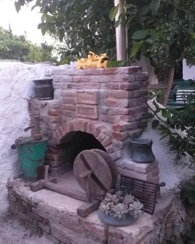 Ezine Bed & Breakfast | History Aparts