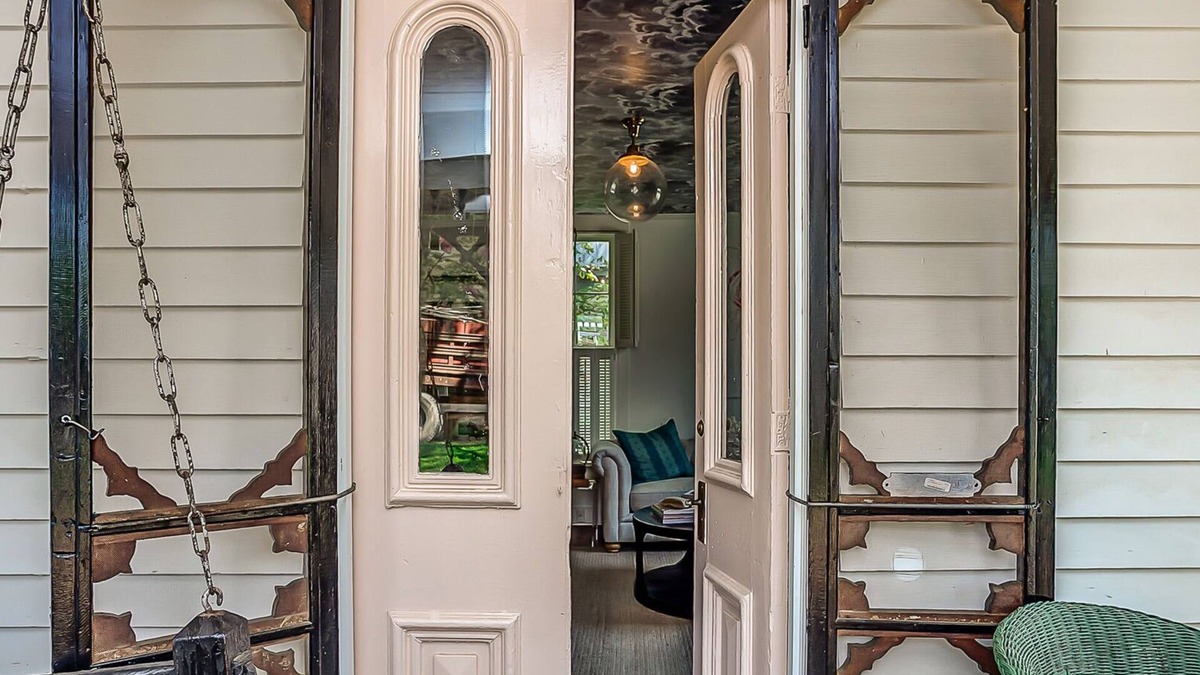 Leipers Fork House | History Meets Luxury at Dreamy Leiper's Fork Village Cottage, Walk to Everything