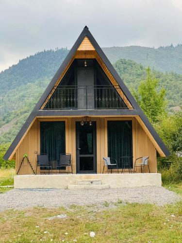 Likani Ski Chalet | Hiyadel Balcony