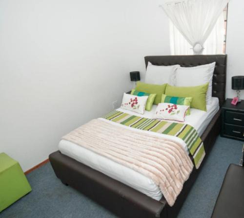 Greater Johannesburg Metropolitan Area Bed & Breakfast | Hlanganani Gardens