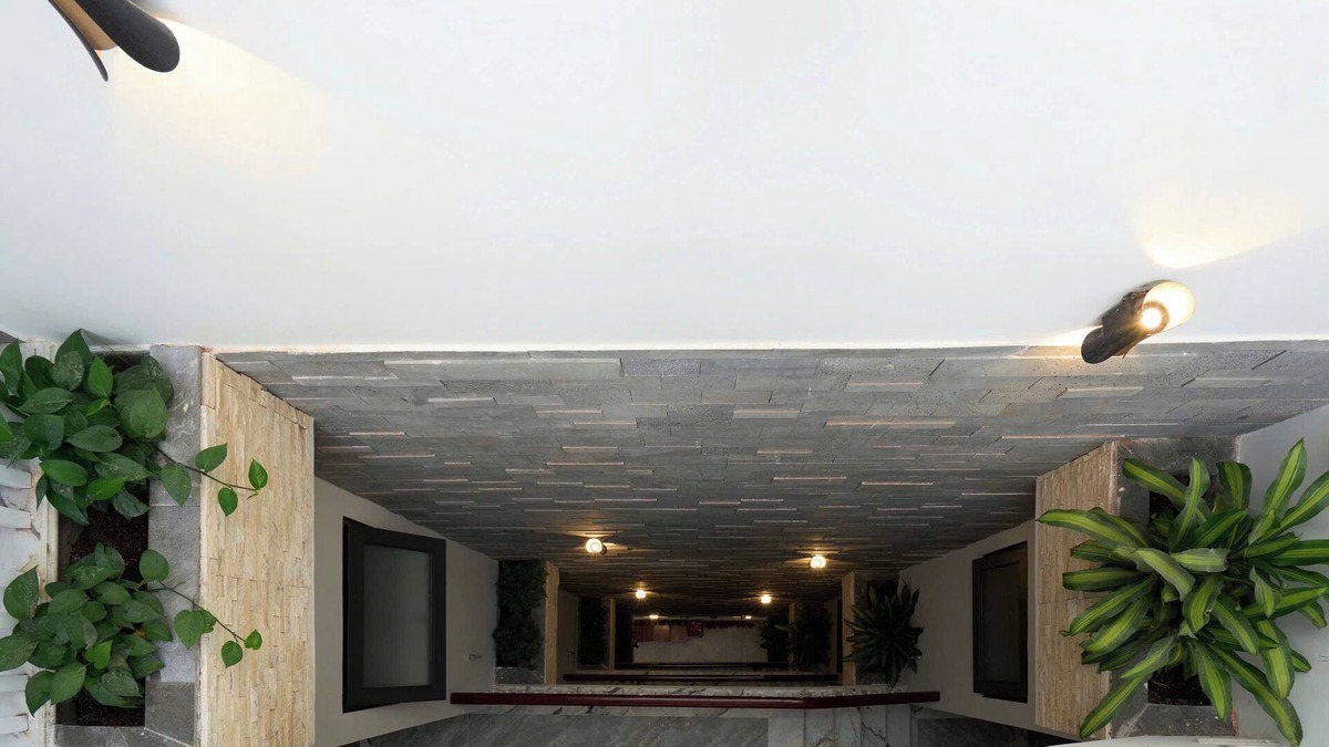 Thang Tam Apartment | Ho Quy Ly Holiday Apartment for Family
