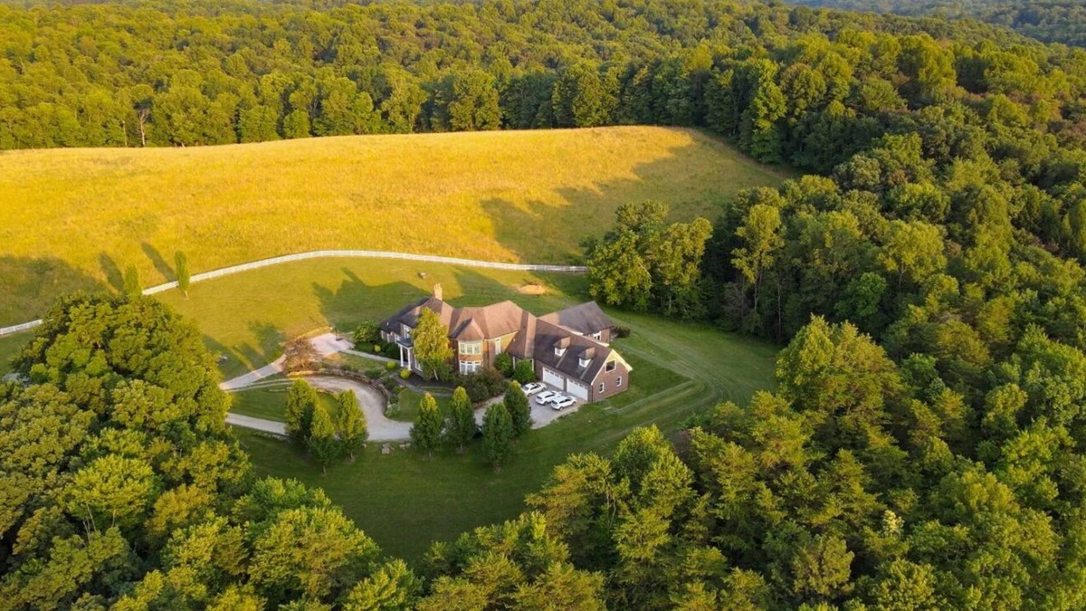 Rockbridge Cabin | Hocking Manor - Exquisite luxury in Hocking Hills