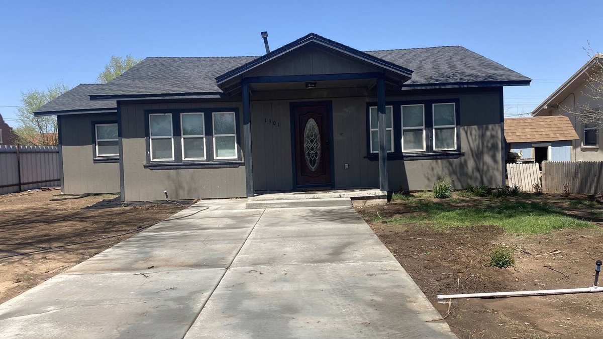 Amarillo House | HodgeTown Stay