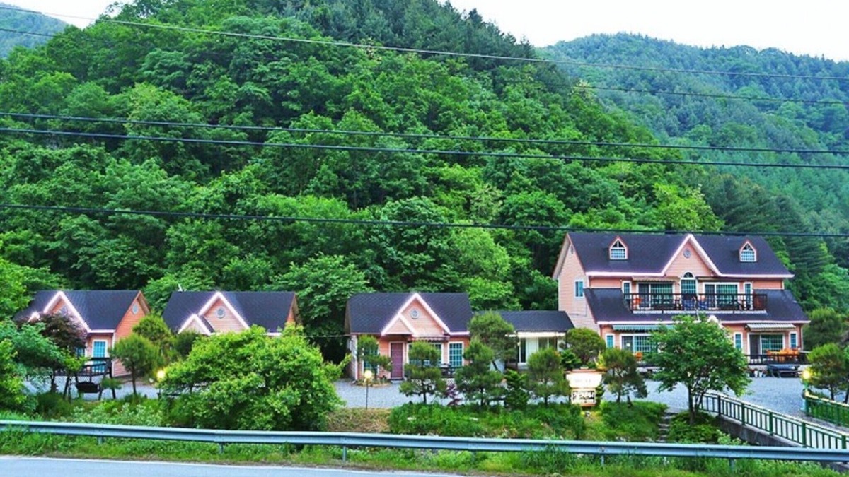 Seowon House | Hoengseong Jamjari Pension