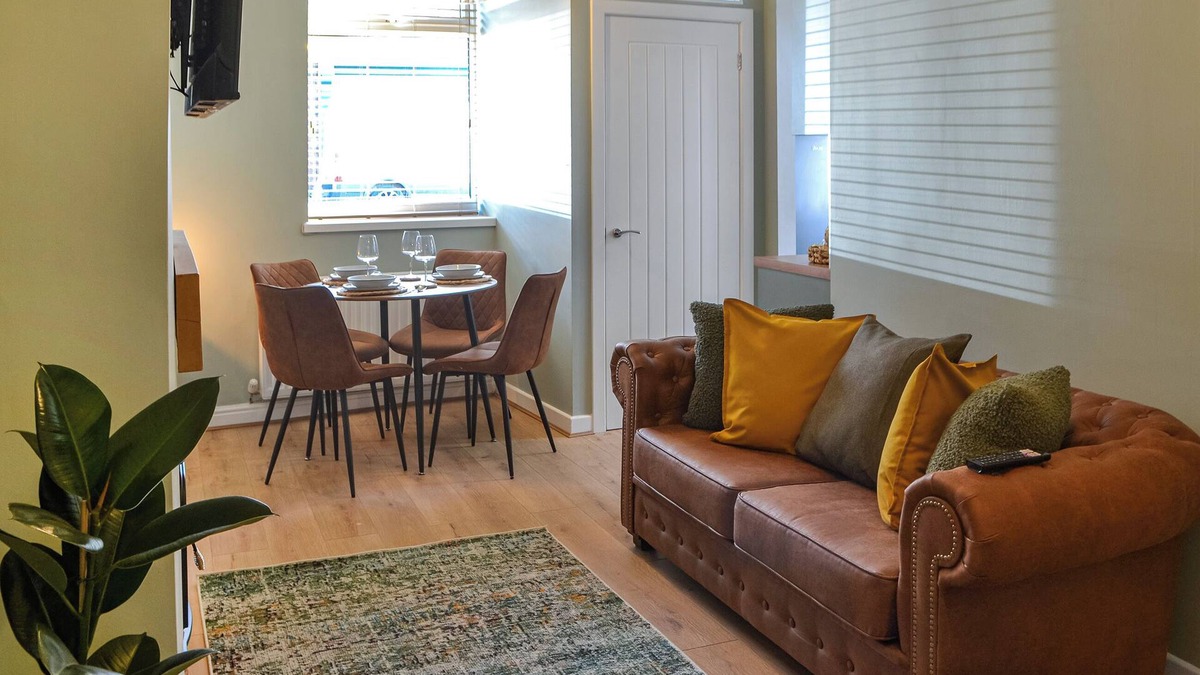Newbiggin-by-the-Sea Cottage | Hogarth Apartment by the Sea-UK46447