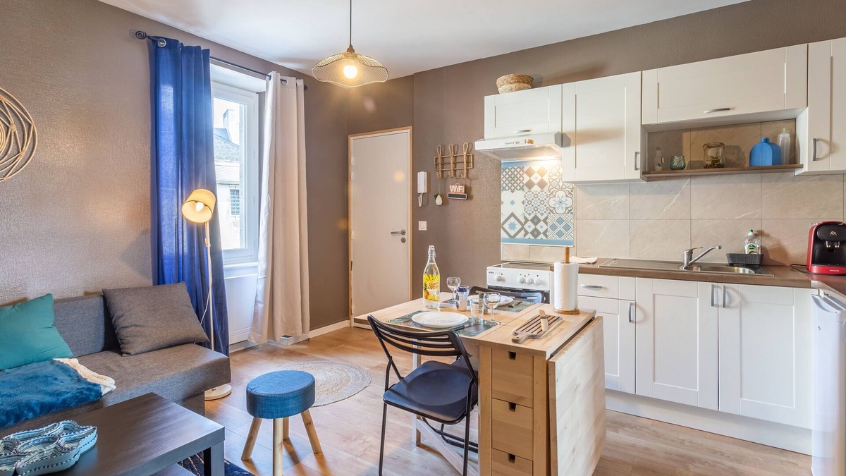Saint-Coulomb Apartment | Hoguette - One Bedroom Apartment, Sleeps 4