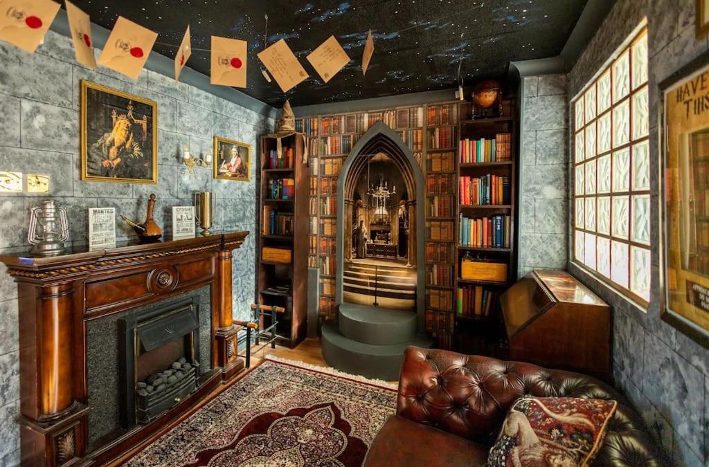 Watford House | Hogwarts Hideaway Themed Property