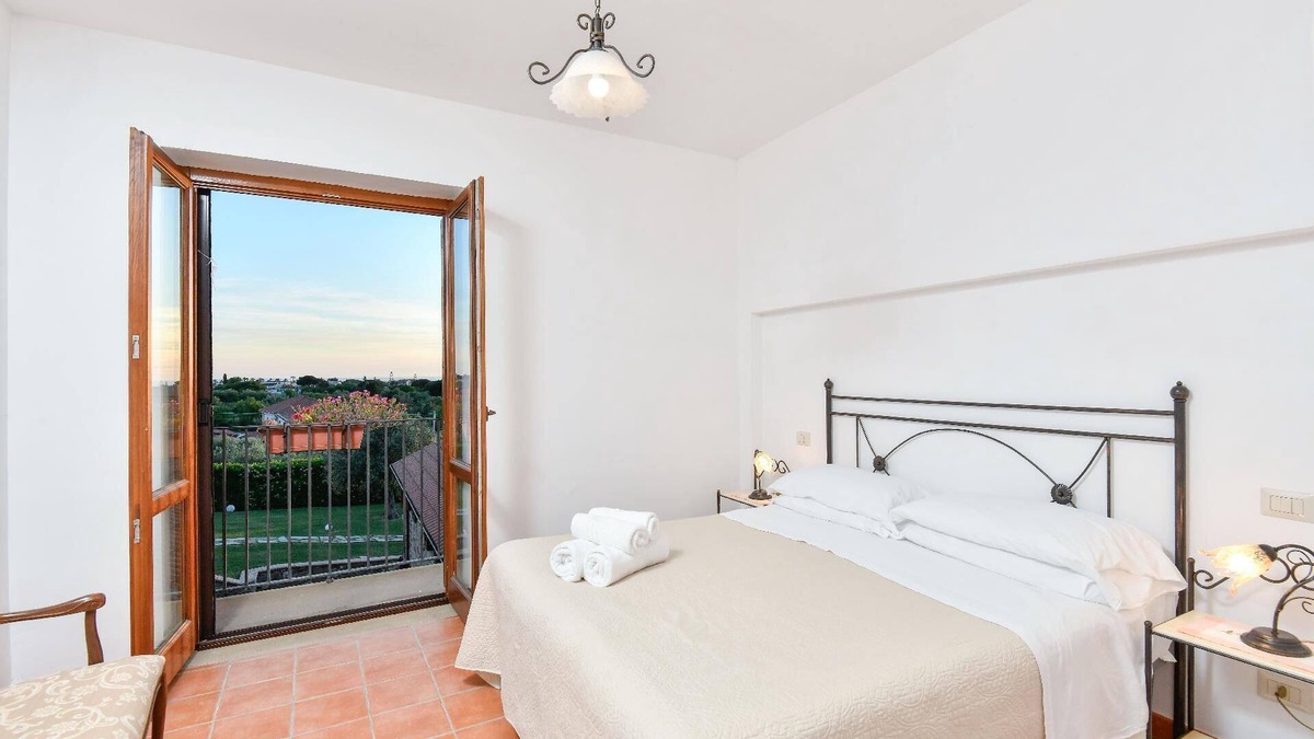 Castellabate Apartment | Holiday apartment Santa Maria di Castellabate for 1 - 6 persons with 3 bedrooms - Holiday apartment