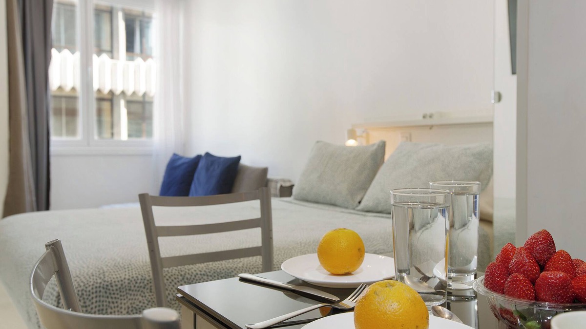 Las Palmas de Gran Canaria House | Holiday Home 'Beach Studio Apartment Canteras' with Sea View & Wi-Fi
