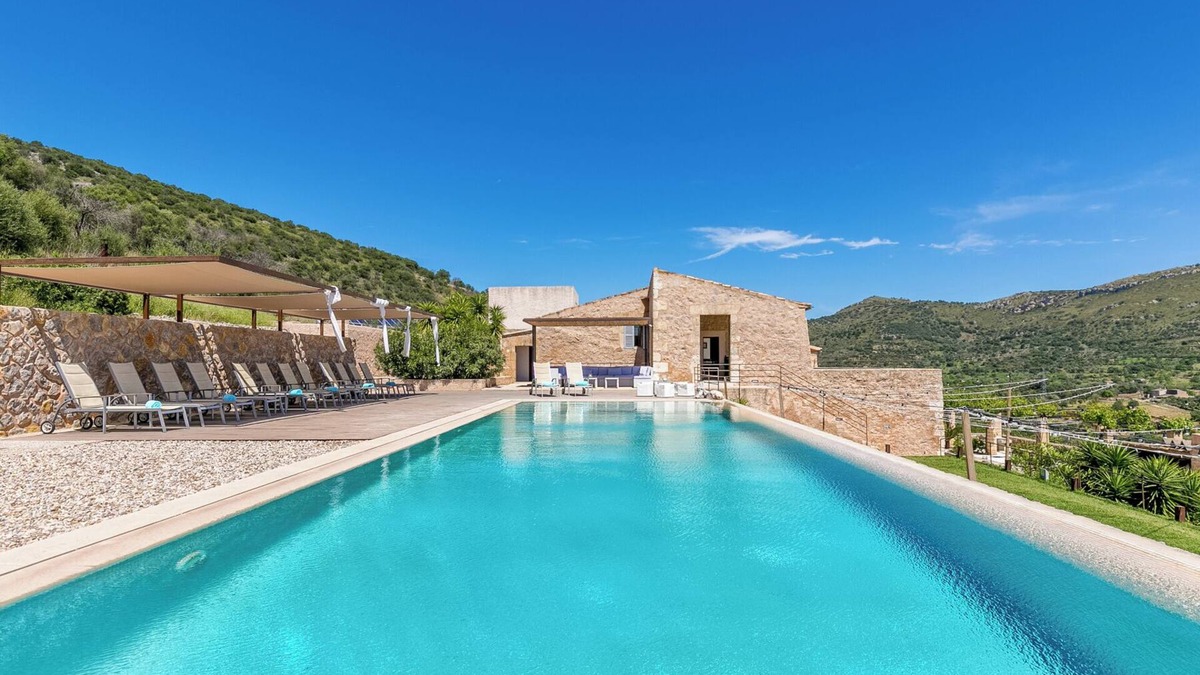Sant Llorenc des Cardassar Villa | Holiday Home Ses Voltes with Mountain View, Wi-Fi, A/C, Pool, Garden & Terrace