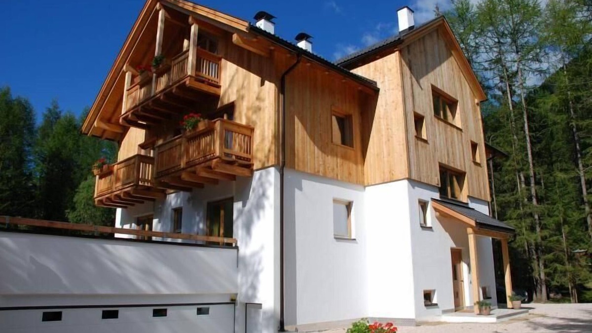 Longiaru Apartment | Holiday apartment Sankt Lorenzen (San Lorenzo di Sebato) for 2 - 6 persons with 2 bedrooms - Holiday