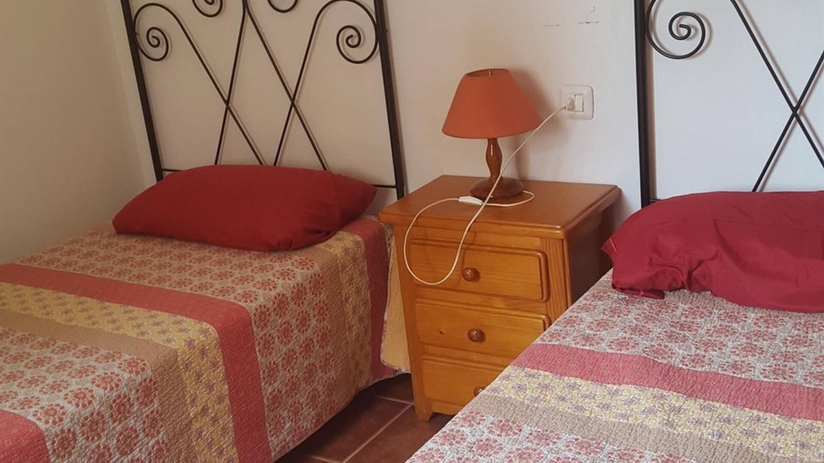 Los Cristianos Apartment | Holiday accommodation "Cute 1-bedroom apt on the beach"