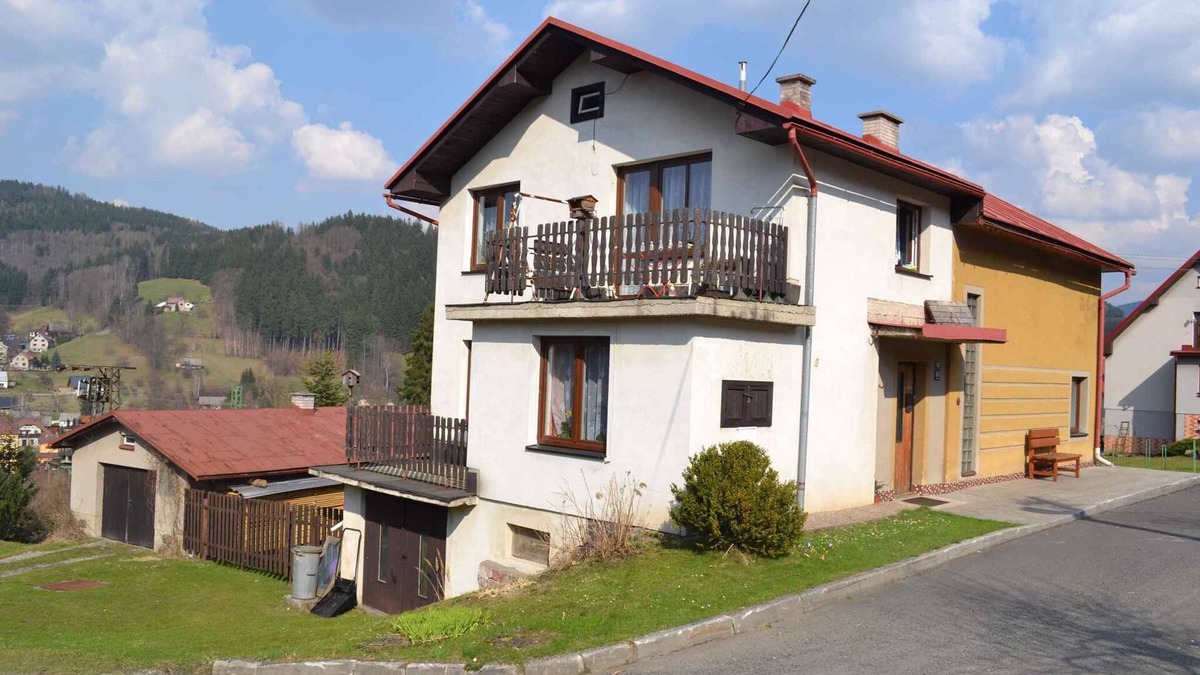Jablonec nad Jizerou Apartment | Holiday apartment near the ski lift and natural pool