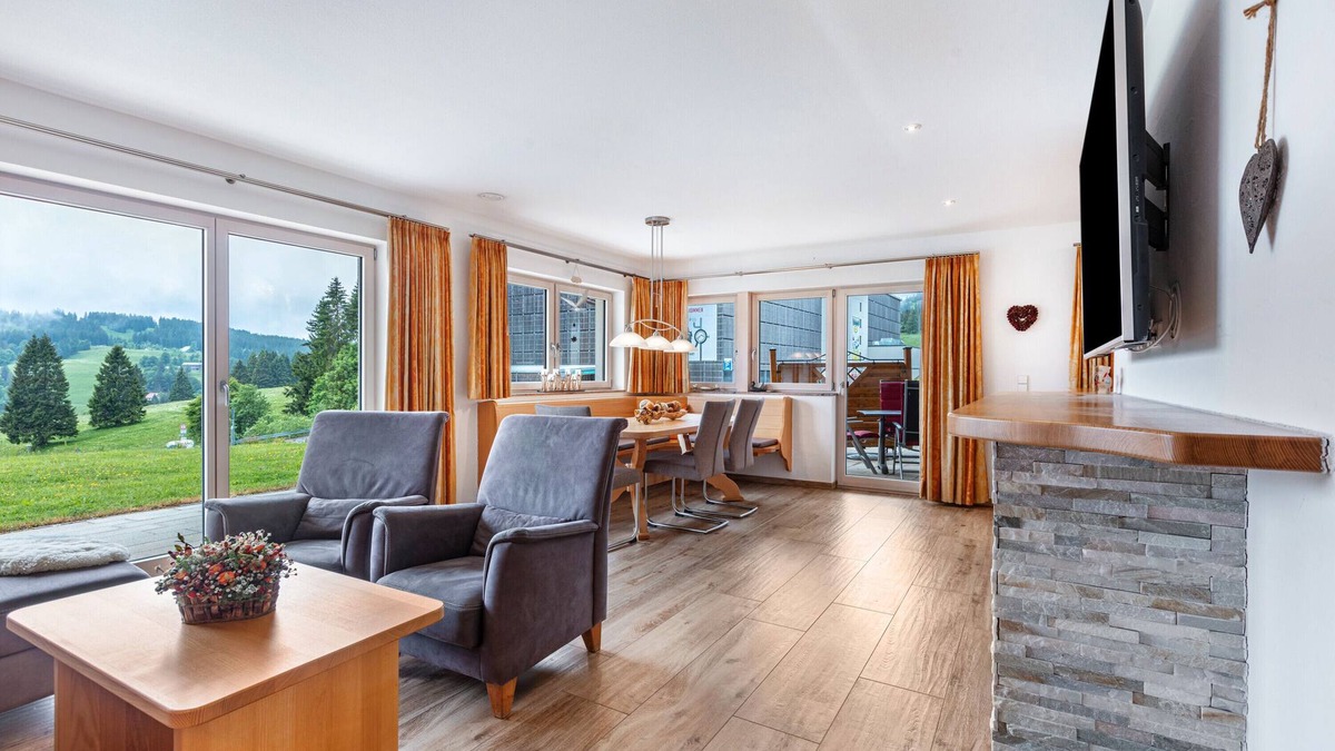 Feldberg Apartment | Holiday Apartment 'Type C1, 110sqm' with Mountain View, Private Terrace and Wi-Fi