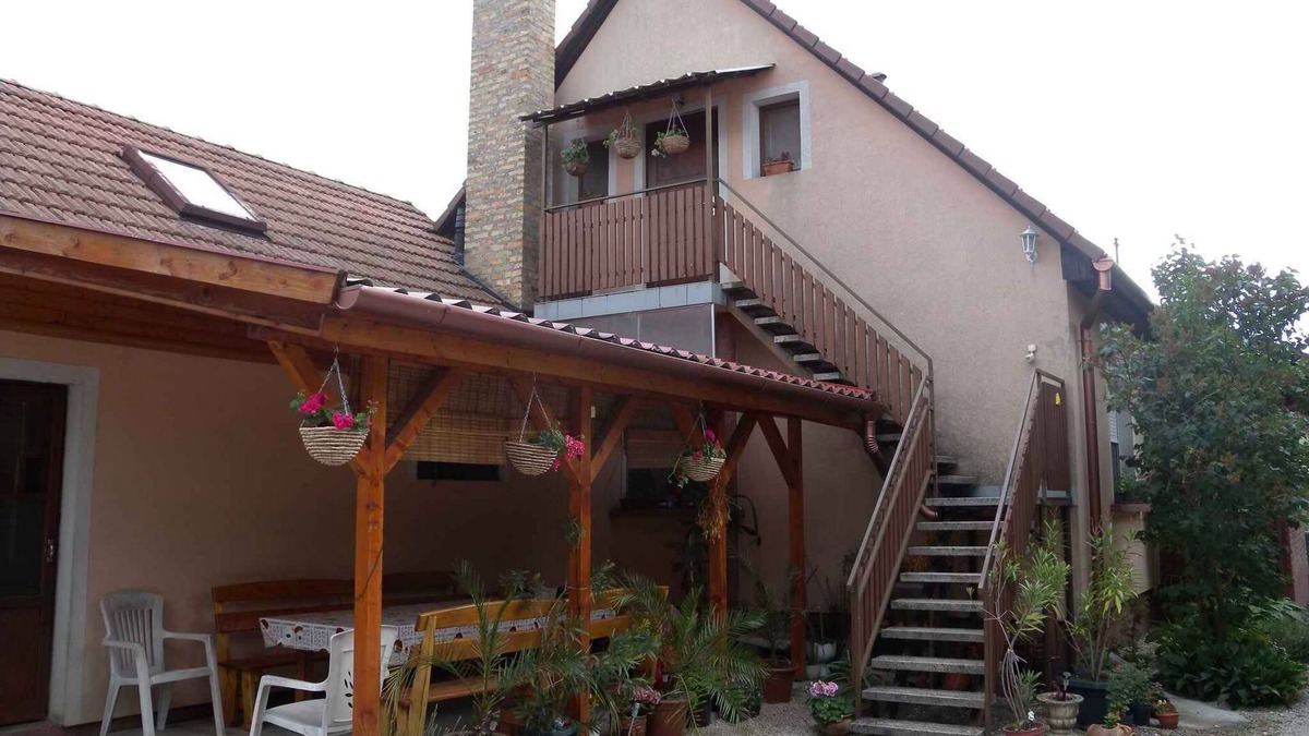 Balatonszentgyoergy Apartment | Holiday apartment with swings, sandpit and paddling pool