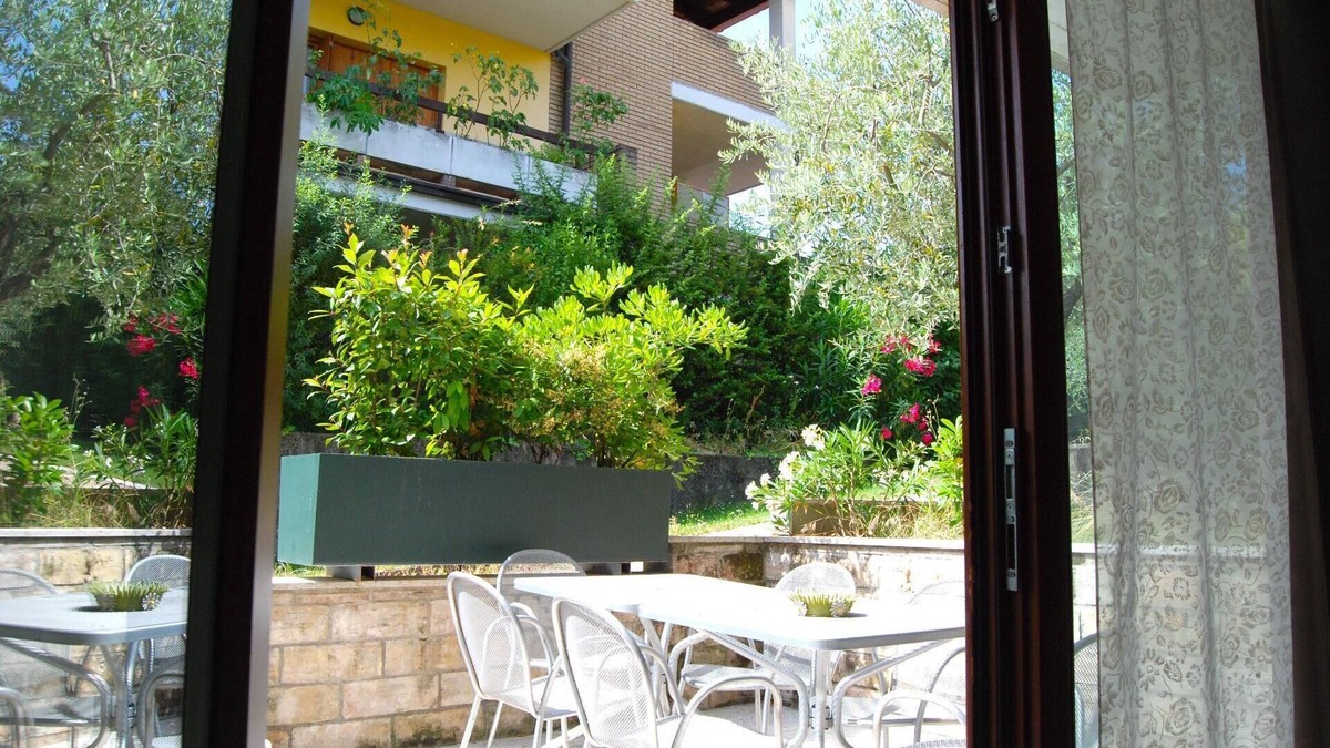 Desenzano del Garda Apartment | Holiday apartment Desenzano del Garda for 1 - 6 persons with 2 bedrooms - Row house