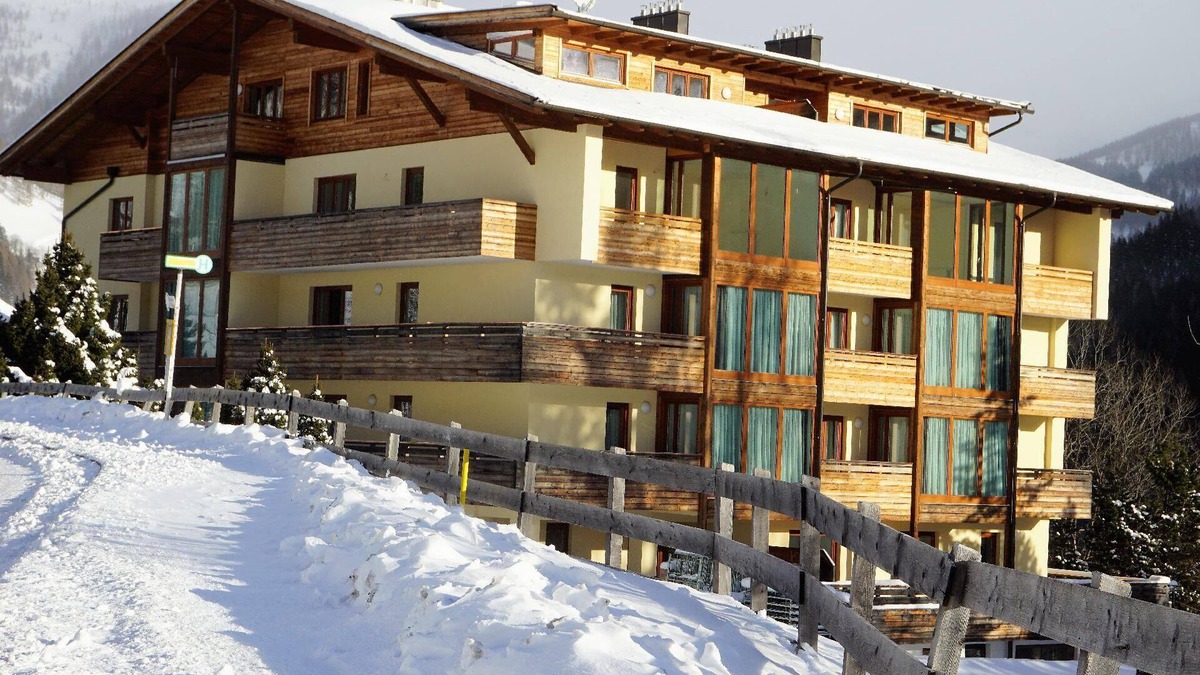 Sankt Oswald Apartment | Holiday apartment Bad Kleinkirchheim for 1 - 6 persons with 3 bedrooms - Holiday apartment in one or
